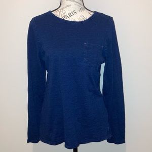 Orvis navy blue pocket tee with side slit detail Sz S
